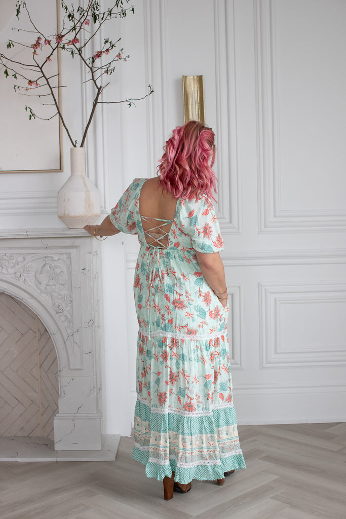 ELLEFLOWER - Floral Oasis Maxi Dress