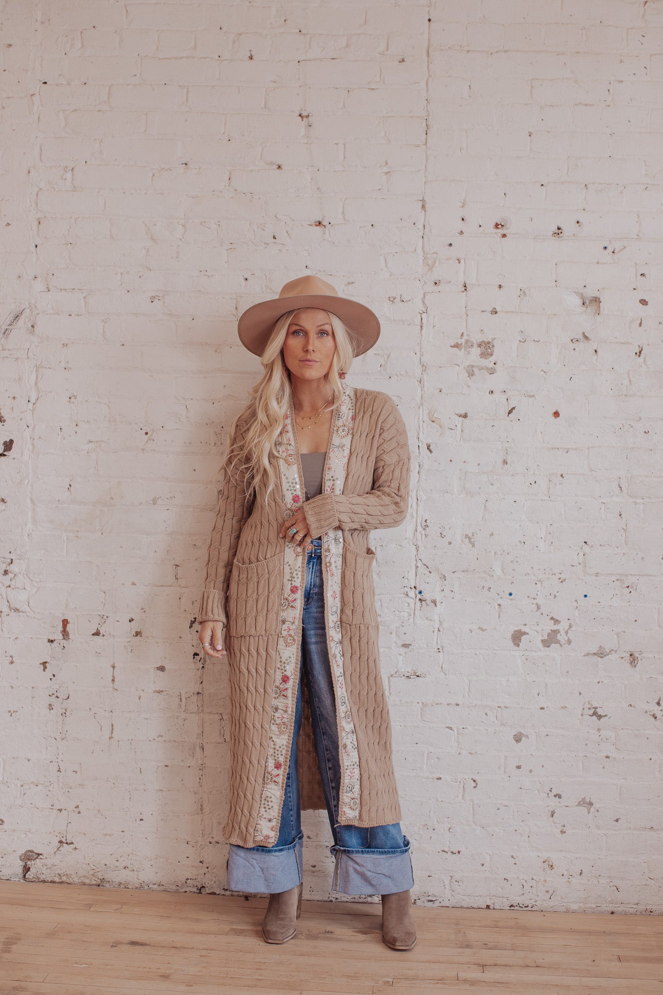 Cable Knit - Latte- Linen Heart