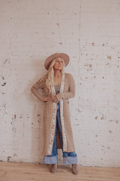 Cable Knit - Latte- Linen Heart