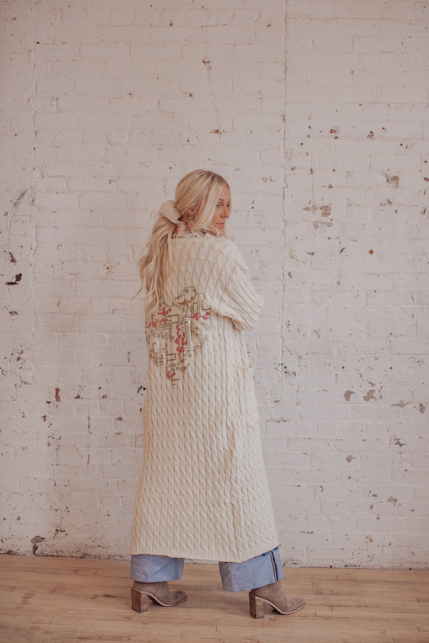Cable Knit - Apricot Ivory- Linen Heart 3