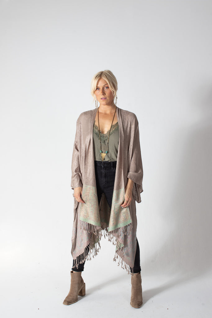 Aria Kimono - Creamy Pastel
