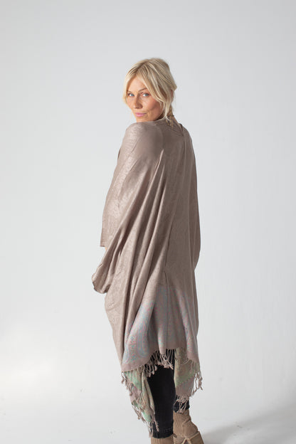 Aria Kimono - Creamy Pastel