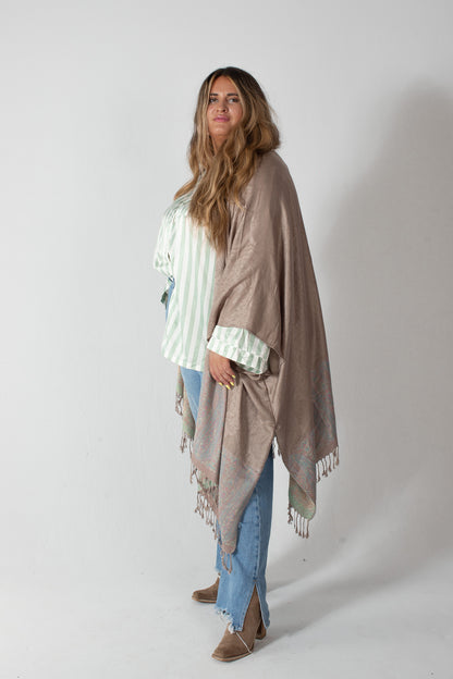 Aria Kimono - Creamy Pastel