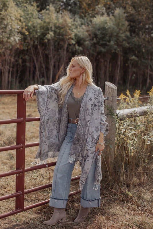 Wild Flower Kimono - Dove
