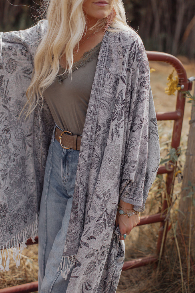 Wild Flower Kimono - Dove