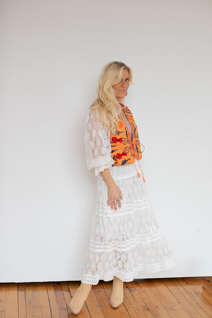 Honey Blossom Tie Up - B