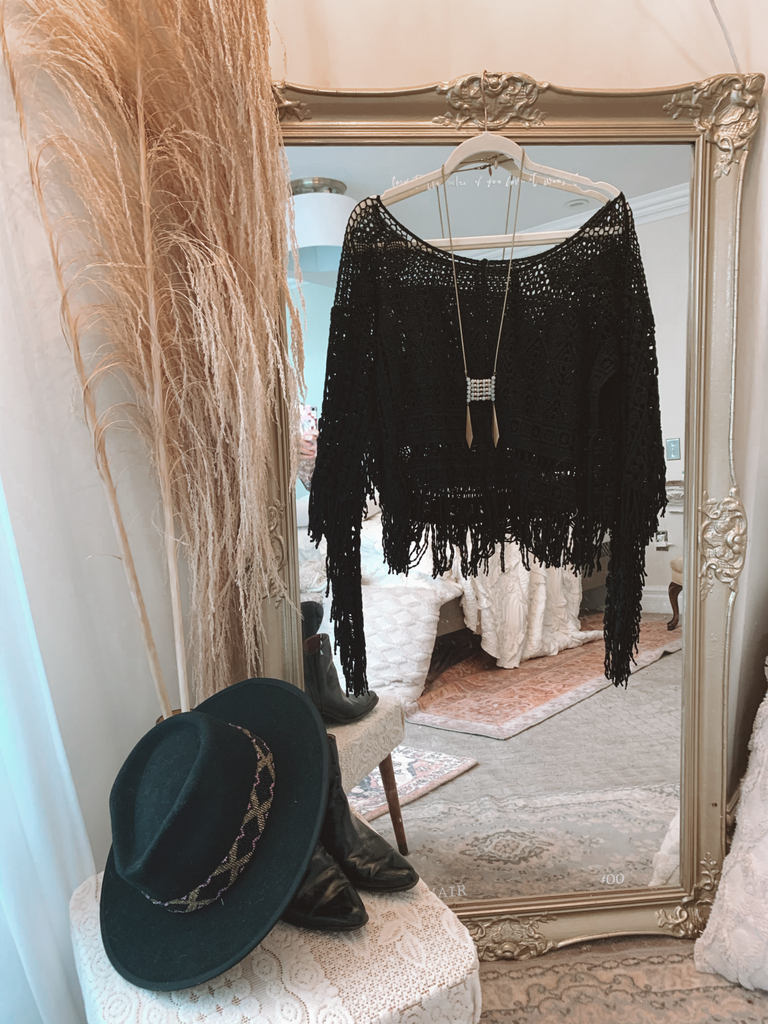 Elleflower - Stevie Lace Top  - MIDNIGHT