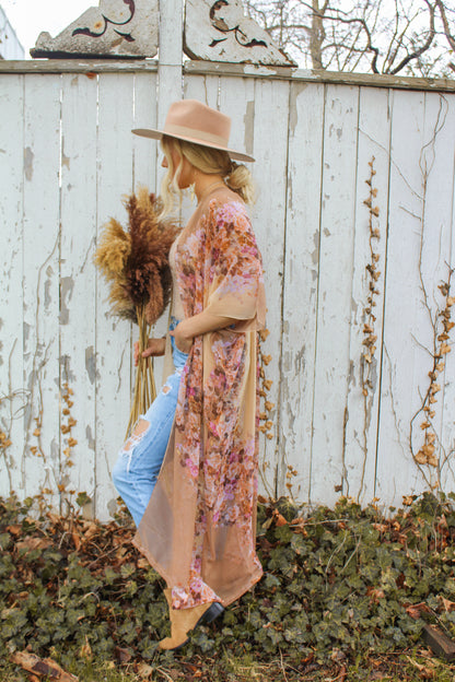 Duster: Smell the Roses Kimono - H O N E Y