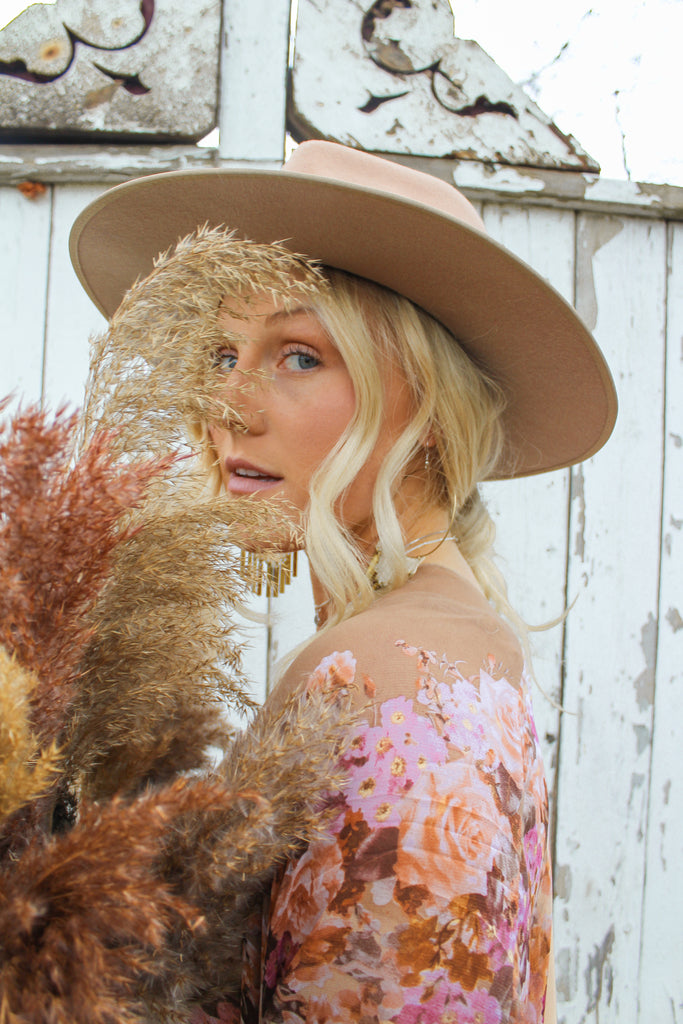 Duster: Smell the Roses Kimono - H O N E Y