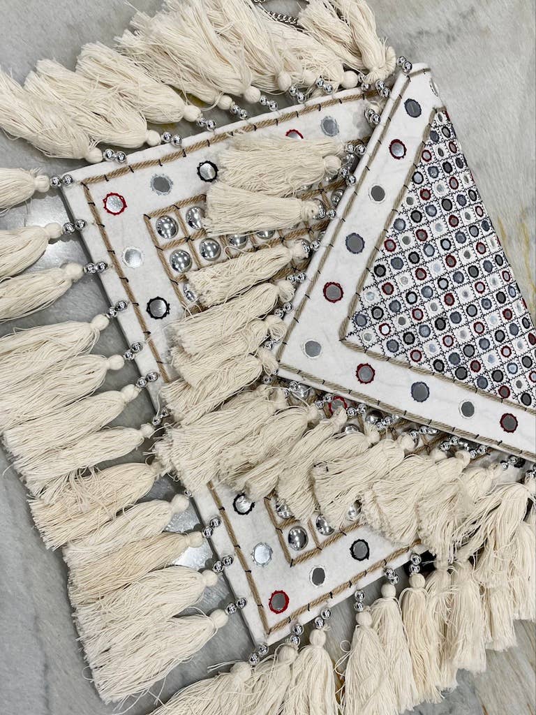 Elleflower - Tassel Messenger Bag - Ivory