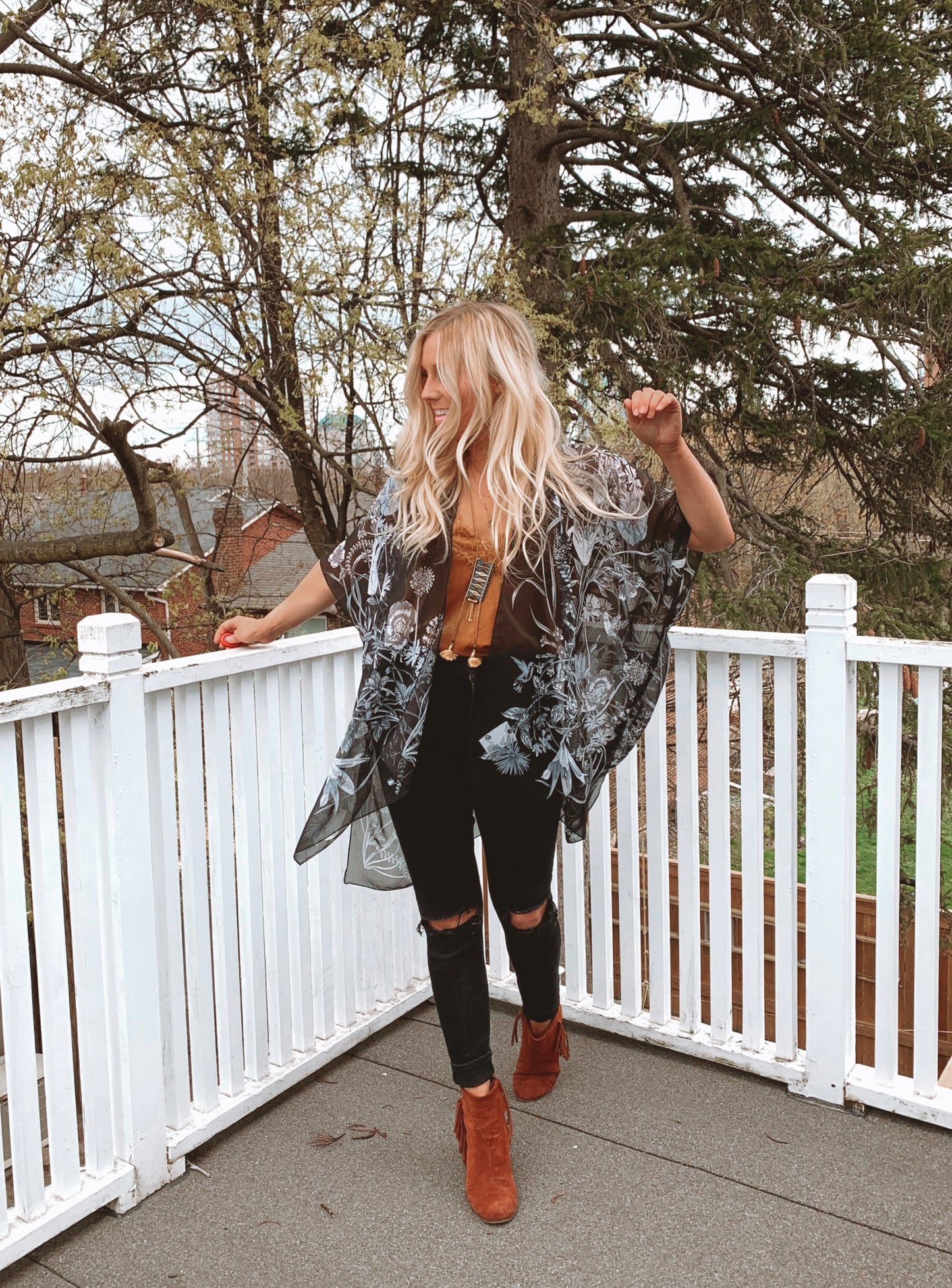 Wild Bloom Kimono - M I D N I G H T